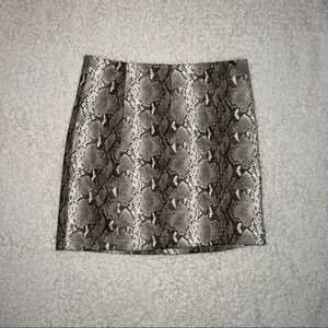 ❌SOLD❌ NWT Pleather Snake Skirt